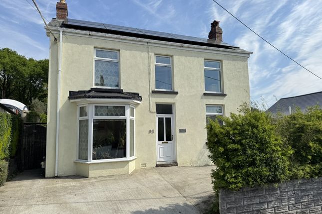 Alltygrug Road, Ystalyfera, Swansea. 3 bed detached house for sale