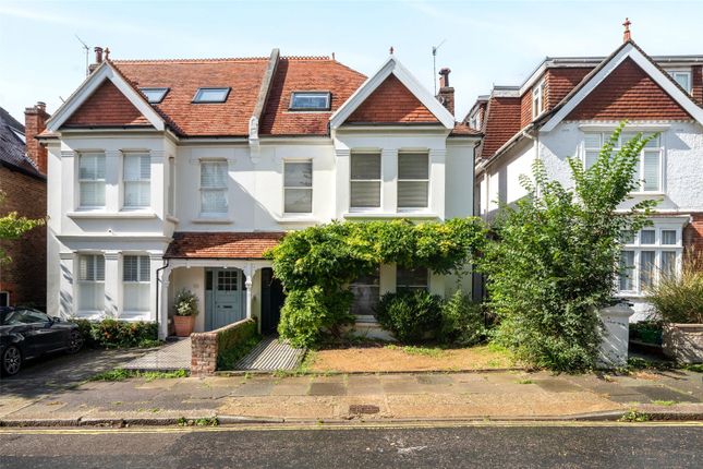 Bigwood Avenue, Hove, East Sussex, BN3 4 bed semi