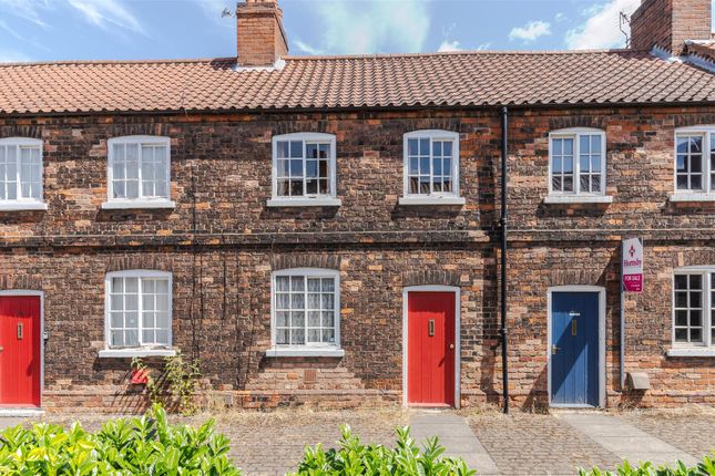 Redbourne Street, Scunthorpe 2 bed terraced house for sale