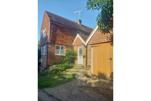 2 bedroom detached house for sale