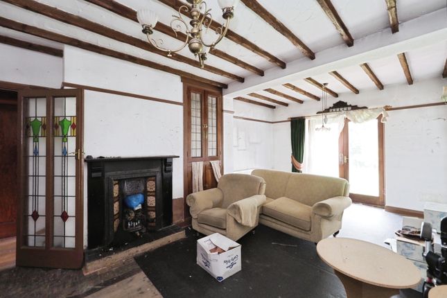 4 bed semi-detached house