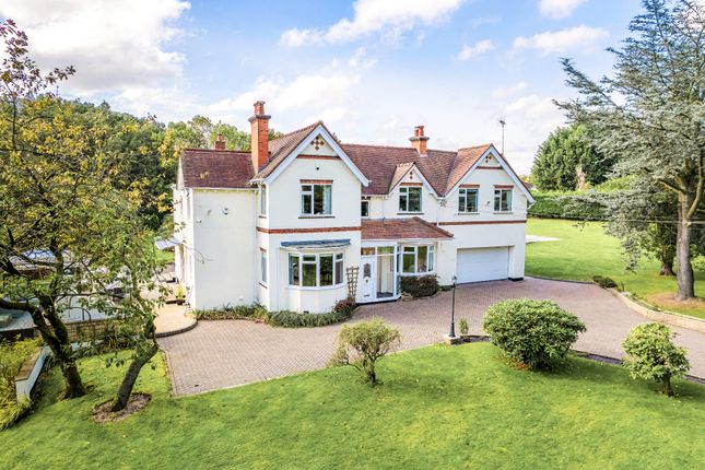 6 bedroom detached house for sale