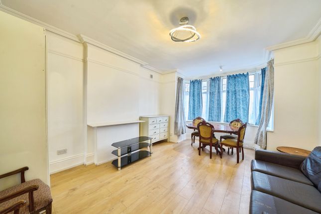 3 bedroom maisonette for sale