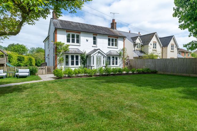 London Road, Royston SG8 4 bed detached house for sale