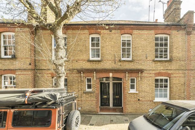Canon Beck Road, London SE16 3 bed flat for sale