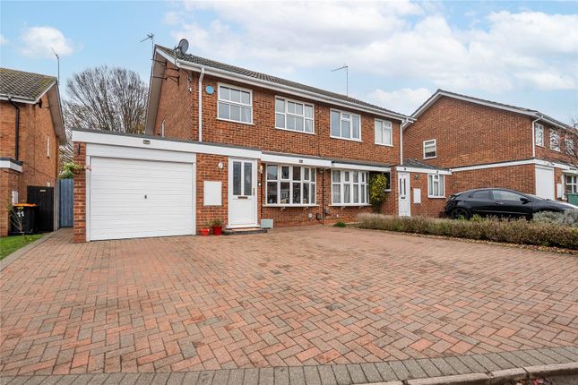 Aquila Road, Bedfordshire LU7 3 bed semi