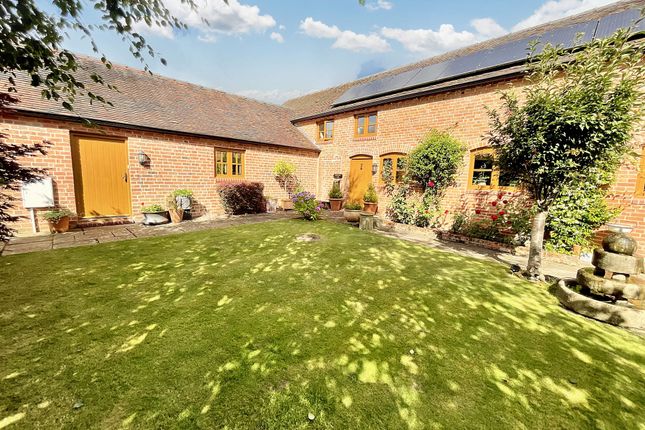Woodcote, Newport, TF10 3 bed barn conversion for sale