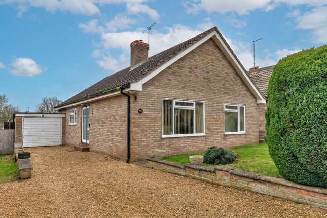 Lark Hill, Newmarket CB8 3 bed detached bungalow for sale