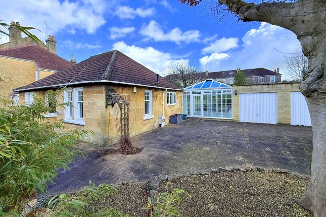 First Avenue, Bath 3 bed detached house for sale