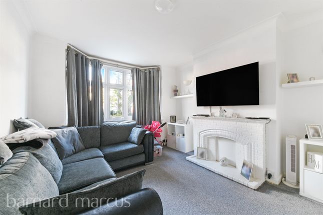 2 bedroom maisonette for sale