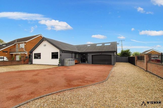 Thearne Lane, Woodmansey, HU17 5 bed detached house for sale