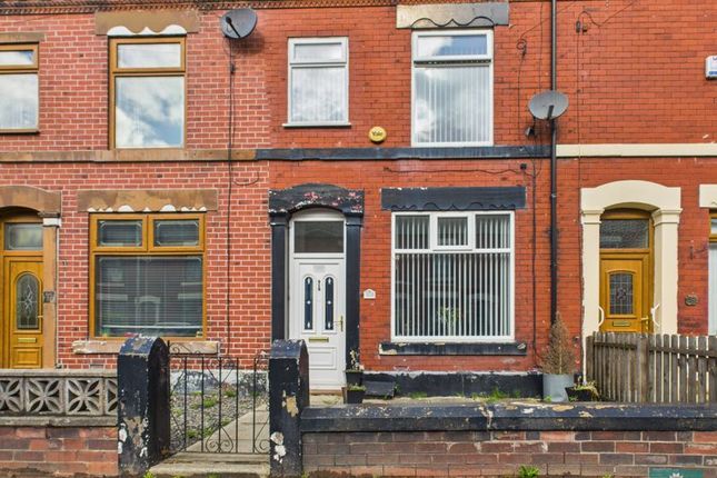 Shaw Road, Oldham OL2 3 bed terraced house for sale