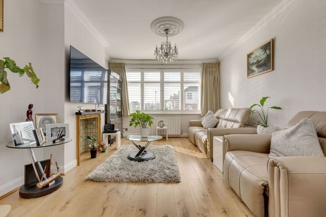 Lescombe Road, London SE23 3 bed terraced house for sale