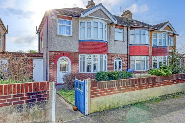 Toplands Avenue, South Ockendon 3 bed end of terrace house for sale