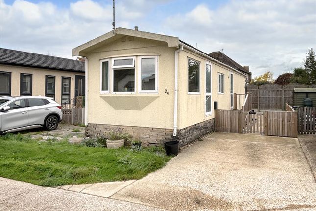 Worthing Road, Rustington BN16 2 bed park home for sale