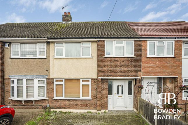 Cornwall Close, Hornchurch 3 bed terraced house for sale