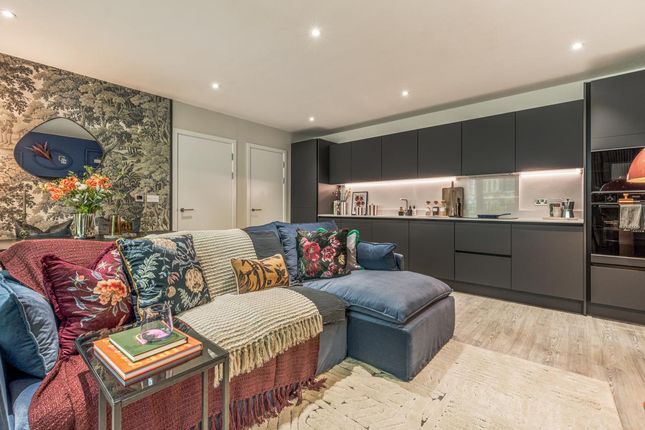 2 bed flat