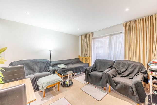 Stanmore Place, Stanmore, HA7 1 bed flat for sale