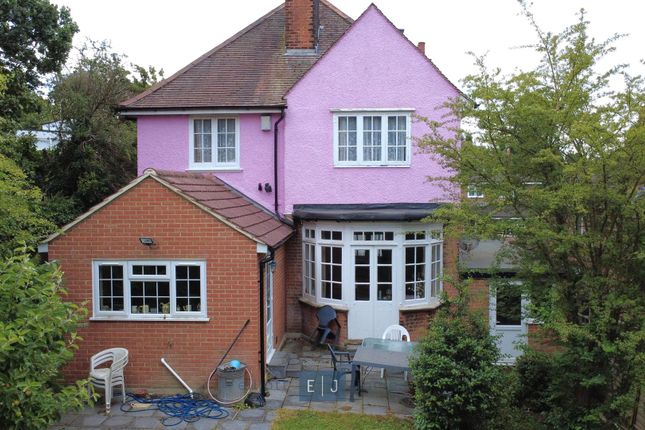 The Uplands, Loughton IG10 4 bed detached house for sale