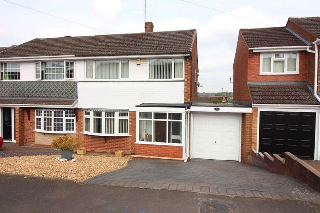 Hamilton Drive, Stourbridge DY8 3 bed semi
