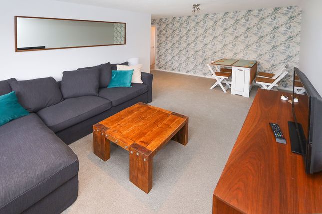 Victoria Way, Charlton 1 bed apartment for sale