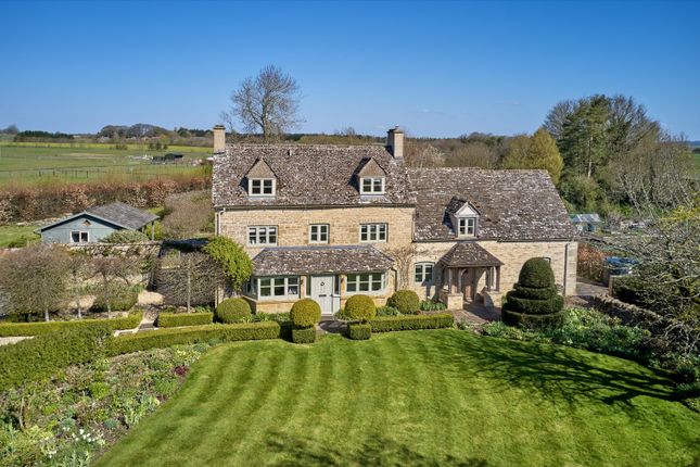 6 bedroom detached house for sale