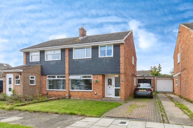 3 bedroom semi-detached house for sale