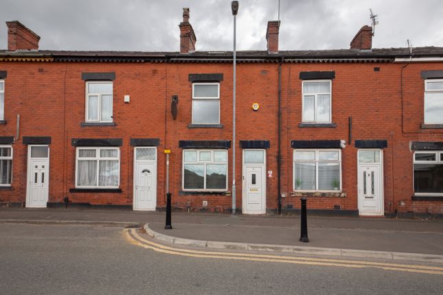 Green Lane, Heywood OL10 3 bed terraced house for sale