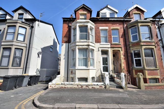 6 bed end terrace house