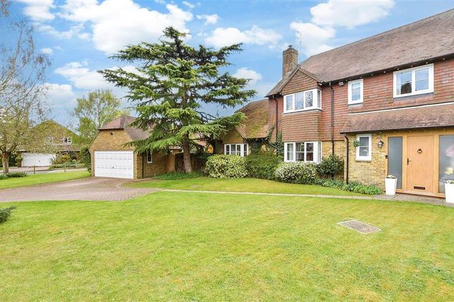 St. Mary's Meadow, Wingham... 4 bed detached house for sale
