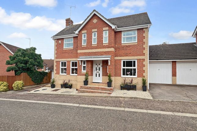 Jersey Way, Braintree, CM7 3 bed detached house for sale