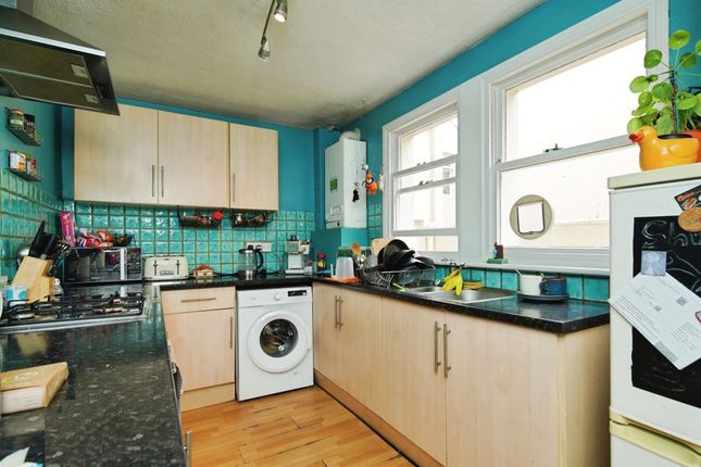 3 bed flat