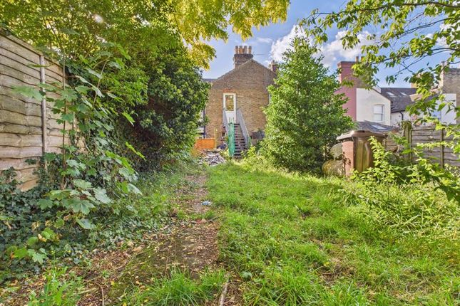 Hastings Road, Maidstone 3 bed apartment for sale