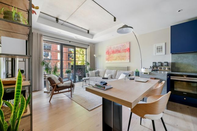 Agar House, Goodluck Hope E14 2 bed flat for sale