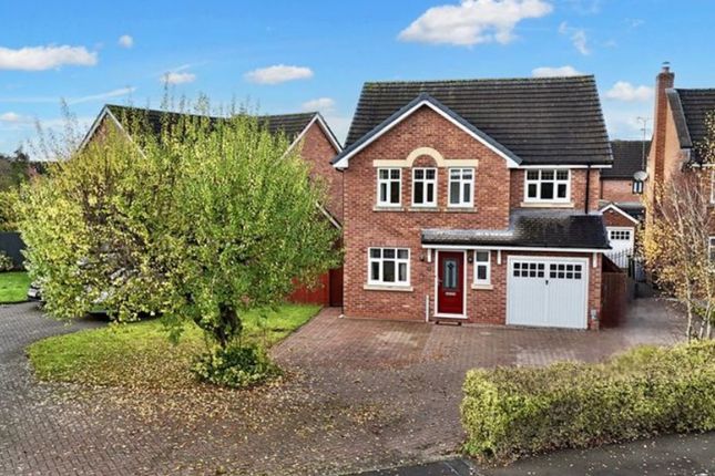 4 bed detached house