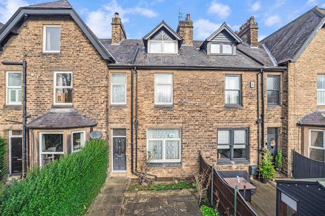 Leeds Road, Ilkley, West Yorkshire, LS29 3 bed terraced house for sale