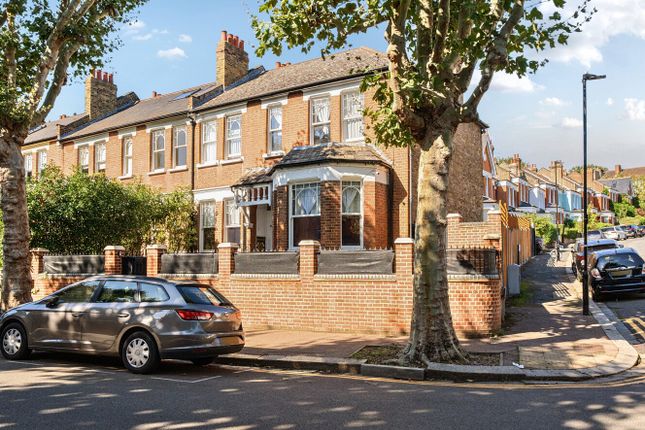 Stapleton Hall Road, London, N4 5 bed house for sale