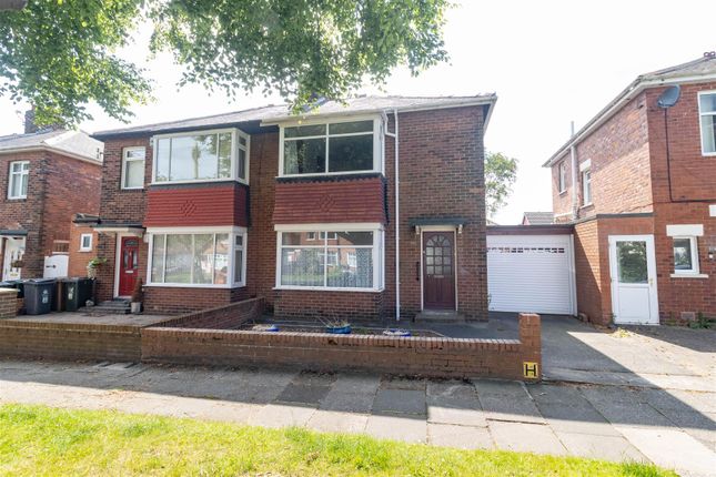 Roxby Gardens, North Shields 2 bed semi
