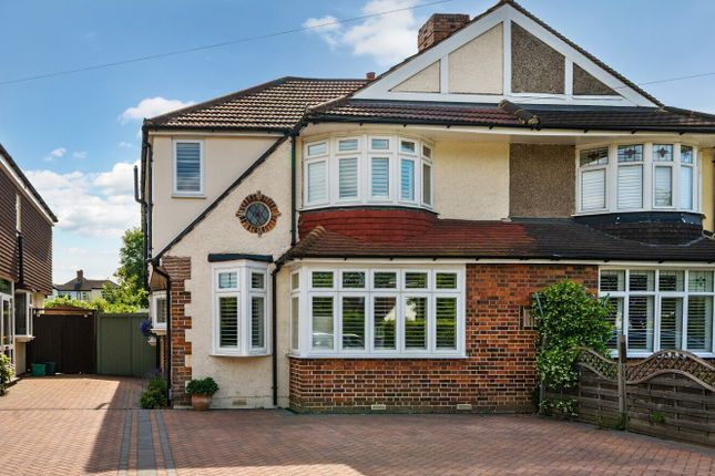 Links Way, Beckenham, Kent, BR3 4 bed semi
