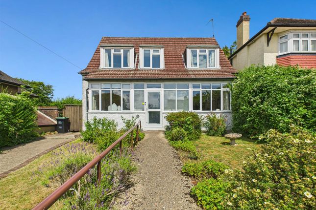 Marlpit Lane, Coulsdon CR5 3 bed detached house for sale