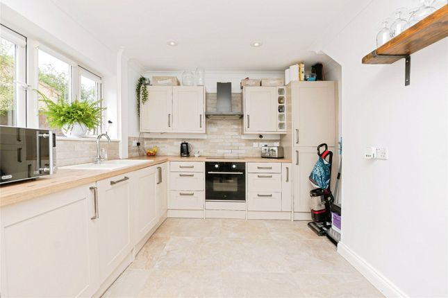 Hellier Walk, Bristol, BS13 2 bed terraced house for sale