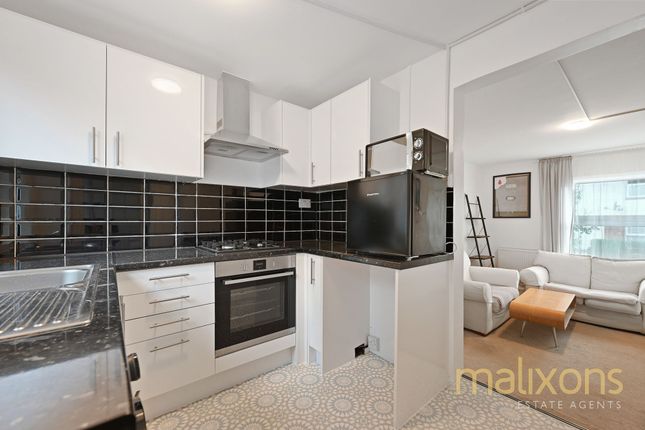 Isham Road, London SW16 3 bed terraced house for sale