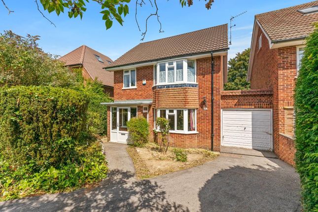 St. Leonards Road, Chesham Bois... 3 bed link detached house for sale