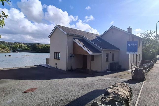 3 bed detached house