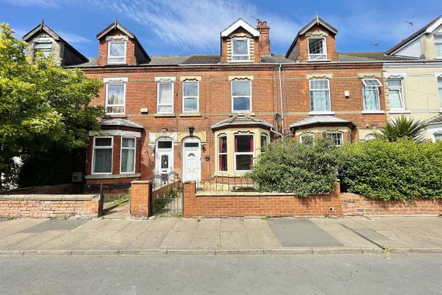 4 bed terraced house