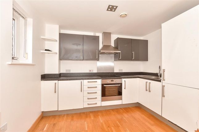 2 bed flat