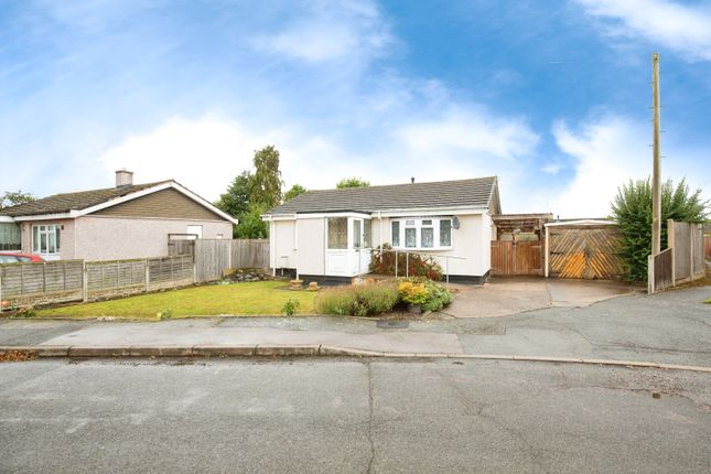 2 bed detached bungalow