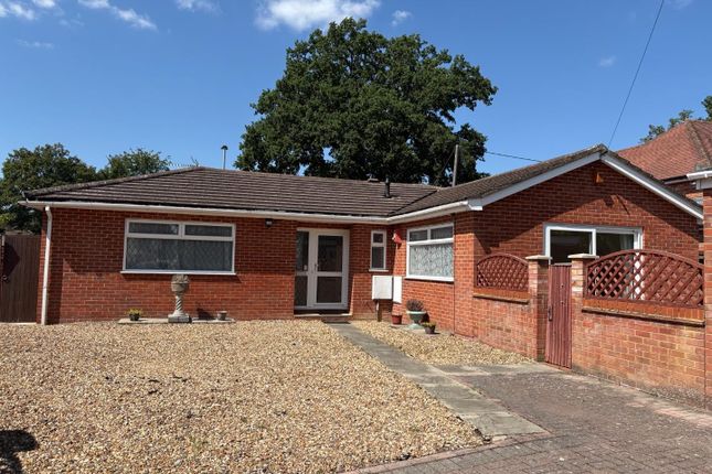 Doles Lane, Wokingham 3 bed detached bungalow for sale