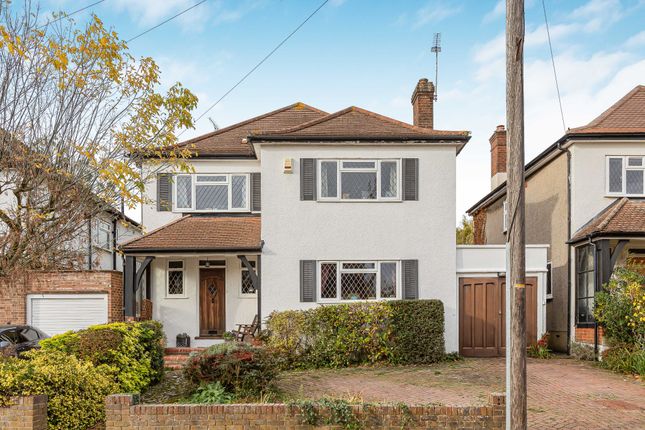 Bluebridge Avenue, Brookmans Park, AL9 5 bed detached house for sale