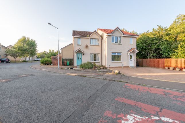 Covenanters Rise, Pitreavie Castle KY11 3 bed semi